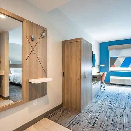 Holiday Inn Express & Suites Charlottesville By Ihg Exteriér fotografie