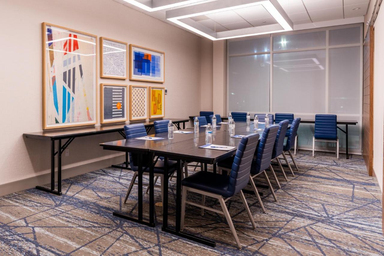 Holiday Inn Express & Suites Charlottesville By Ihg Exteriér fotografie