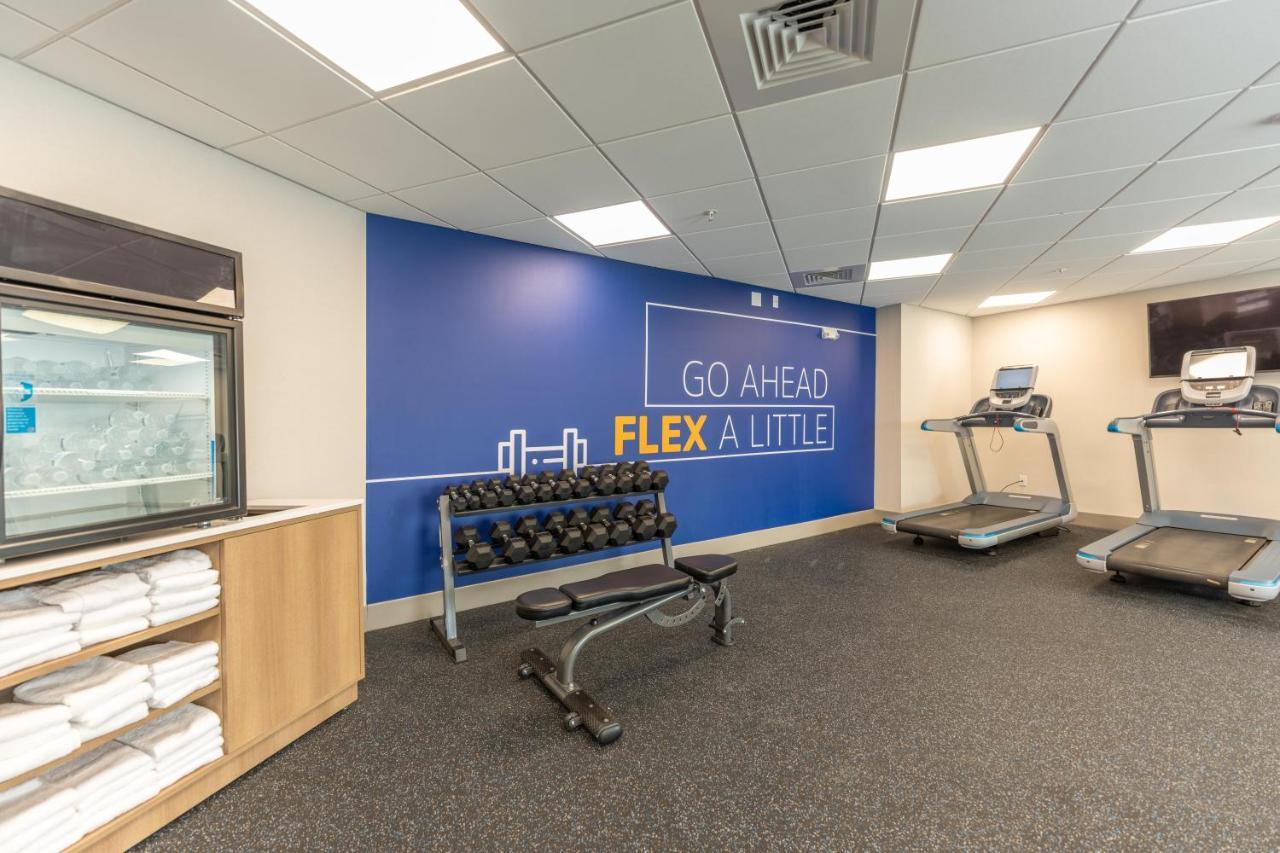 Holiday Inn Express & Suites Charlottesville By Ihg Exteriér fotografie